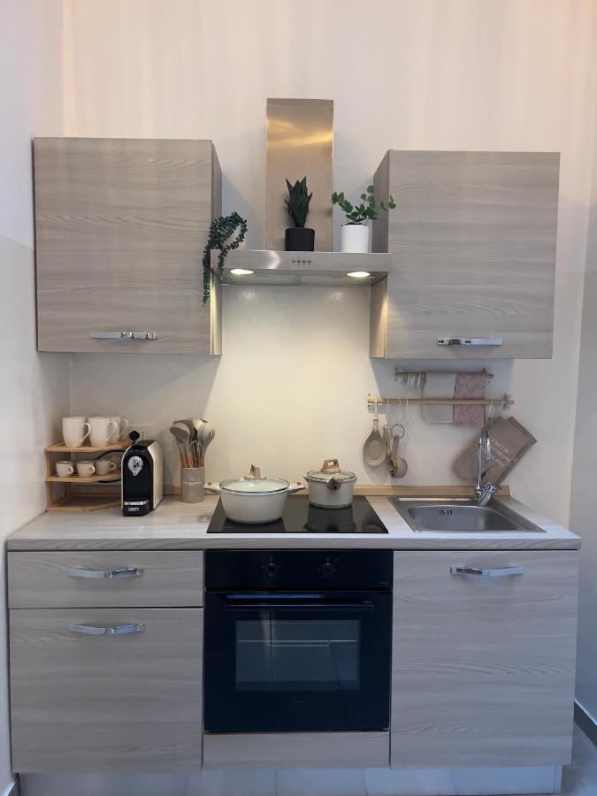 Regina In Porta Romana 3 - Sky Tv, Wifi & Breakfast Box * Milaan