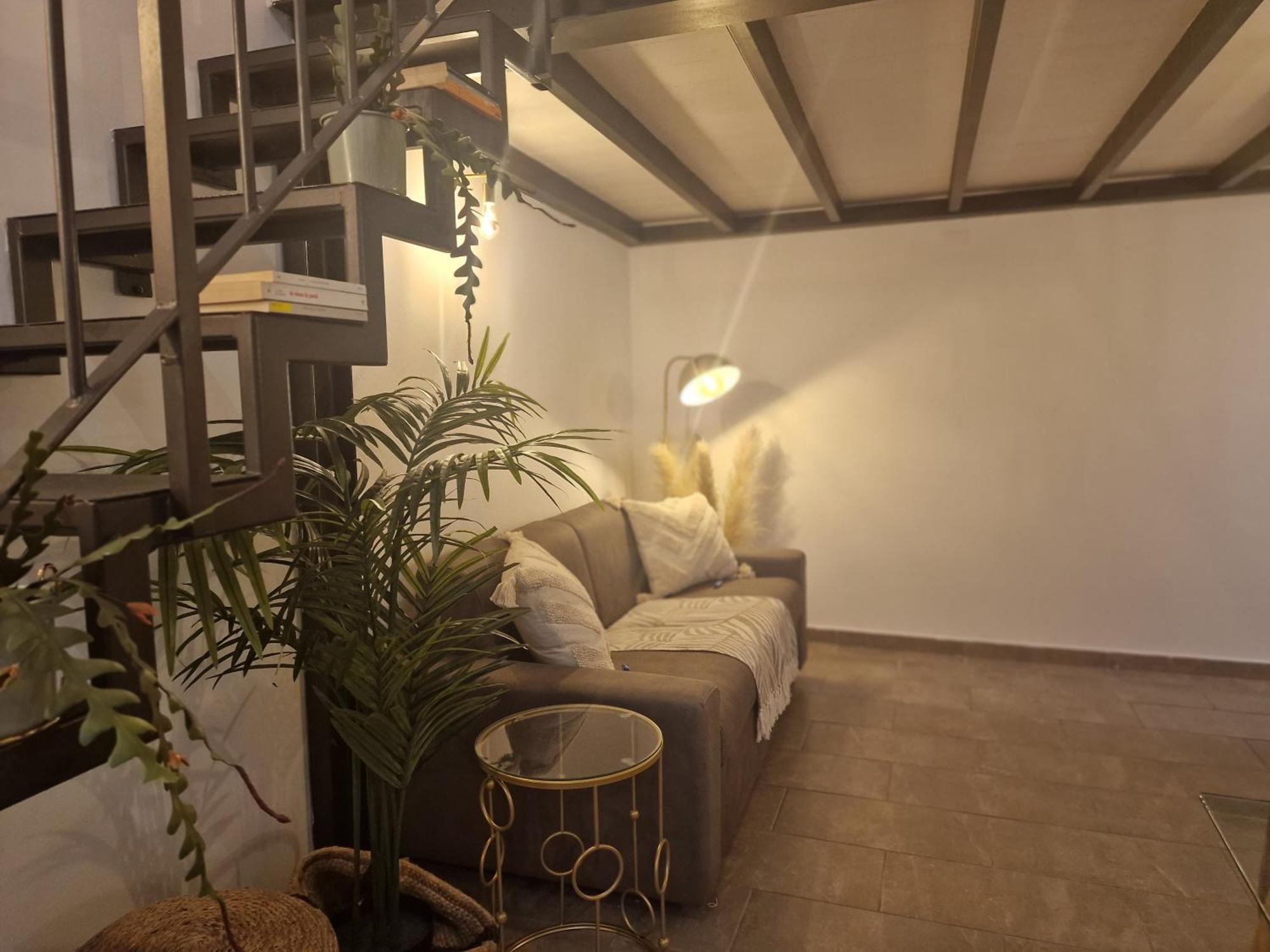 Appartement Regina In Porta Romana 3 - Sky Tv, Wifi & Breakfast Box Milaan